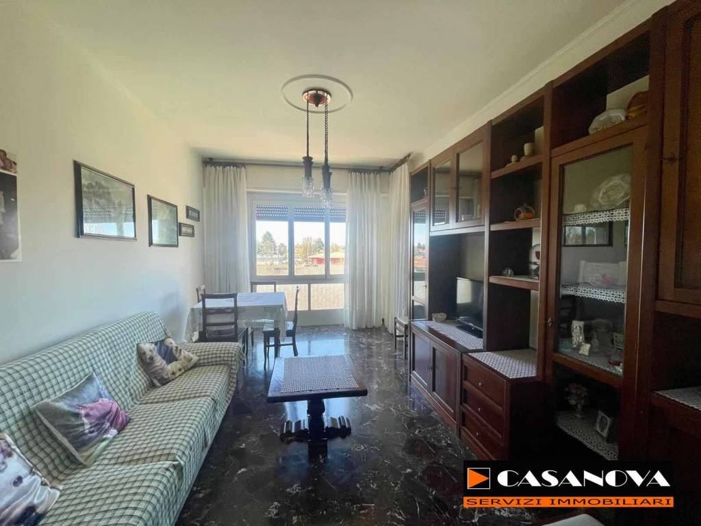 Appartamento a Vedano olona in Via Adua, 19 - Foto 2