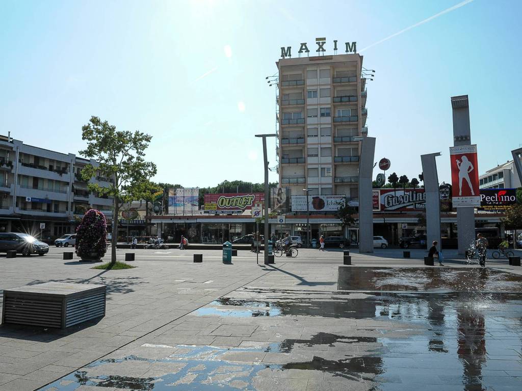 Palazzo / stabile a Jesolo - Foto 3