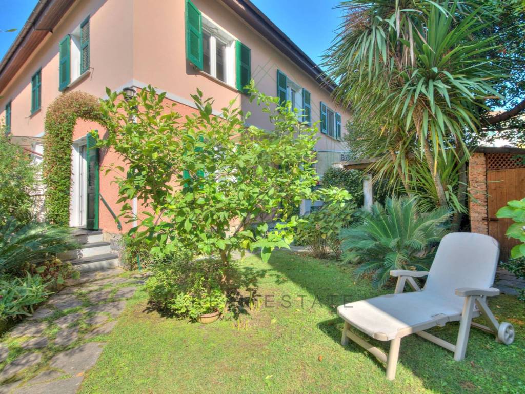 Appartamento a Rapallo in Via del Carmelo, 20 - Foto 2