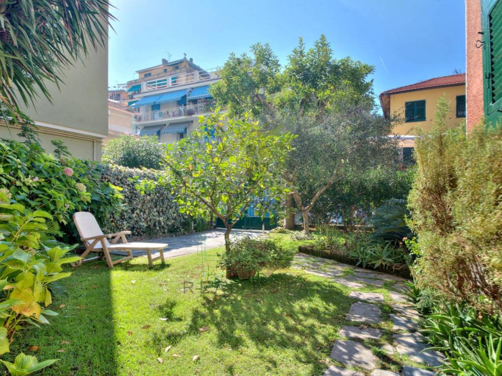 Appartamento a Rapallo in Via del Carmelo, 20 - Foto 4