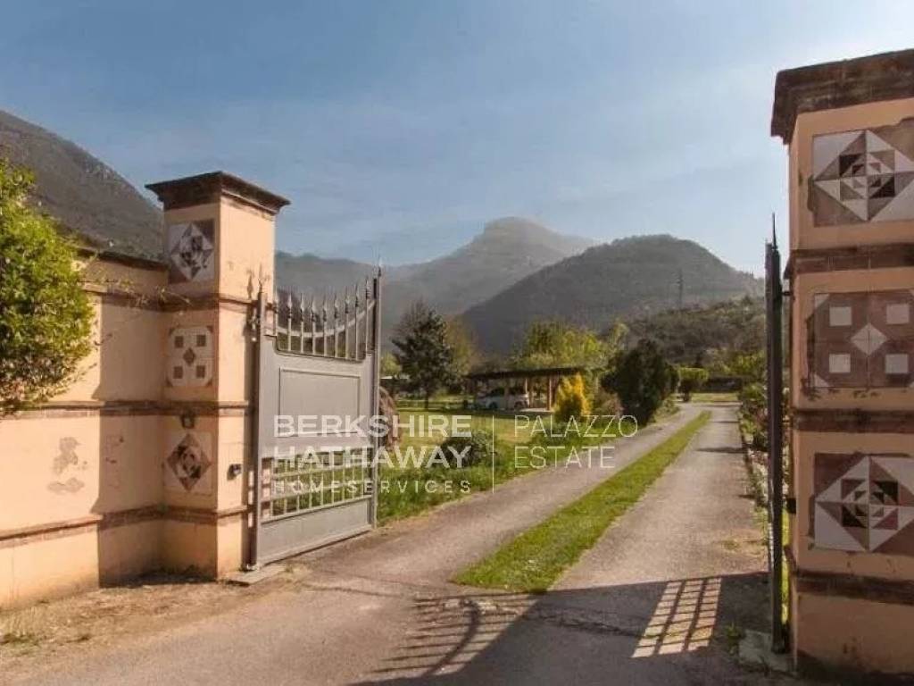Villa a Pietrasanta in via dell'accademia 1 - Foto 4