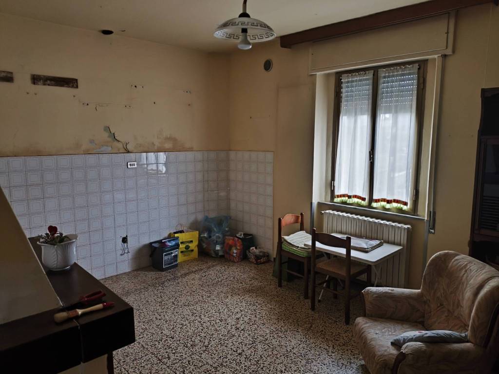 Appartamento a Monsummano terme in Piazza Giuseppe Giusti, 55 - Foto 3