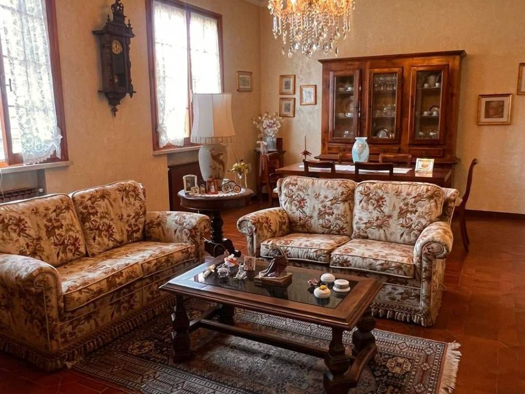 Villa a Suzzara - Foto 3