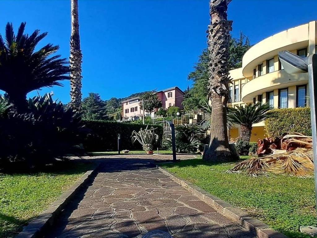 Villa a Salerno in Via Monticelli, 21 - Foto 2
