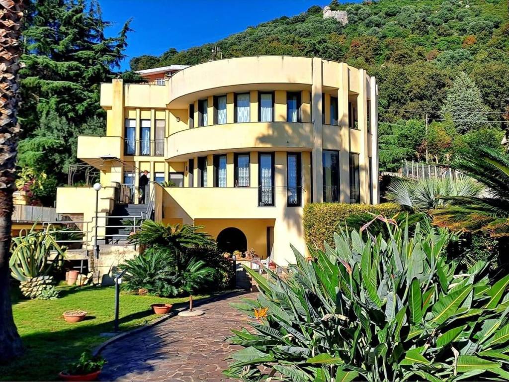 Villa a Salerno in Via Monticelli, 21 - Foto 3