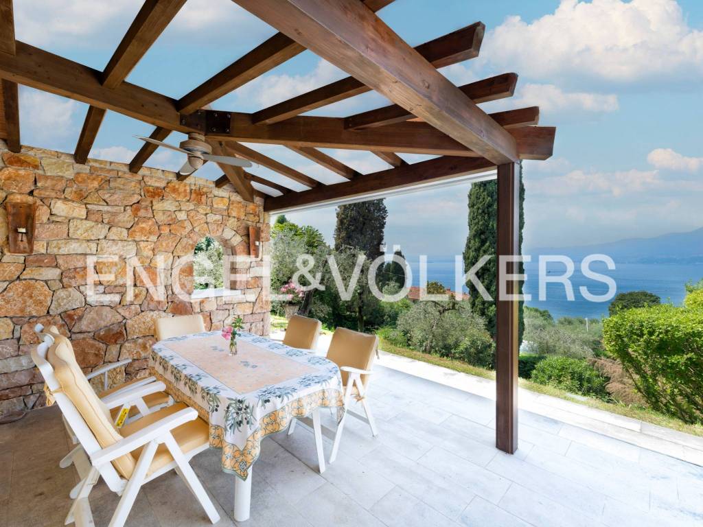 Appartamento a Torri del benaco in Via per Albisano - Foto 4