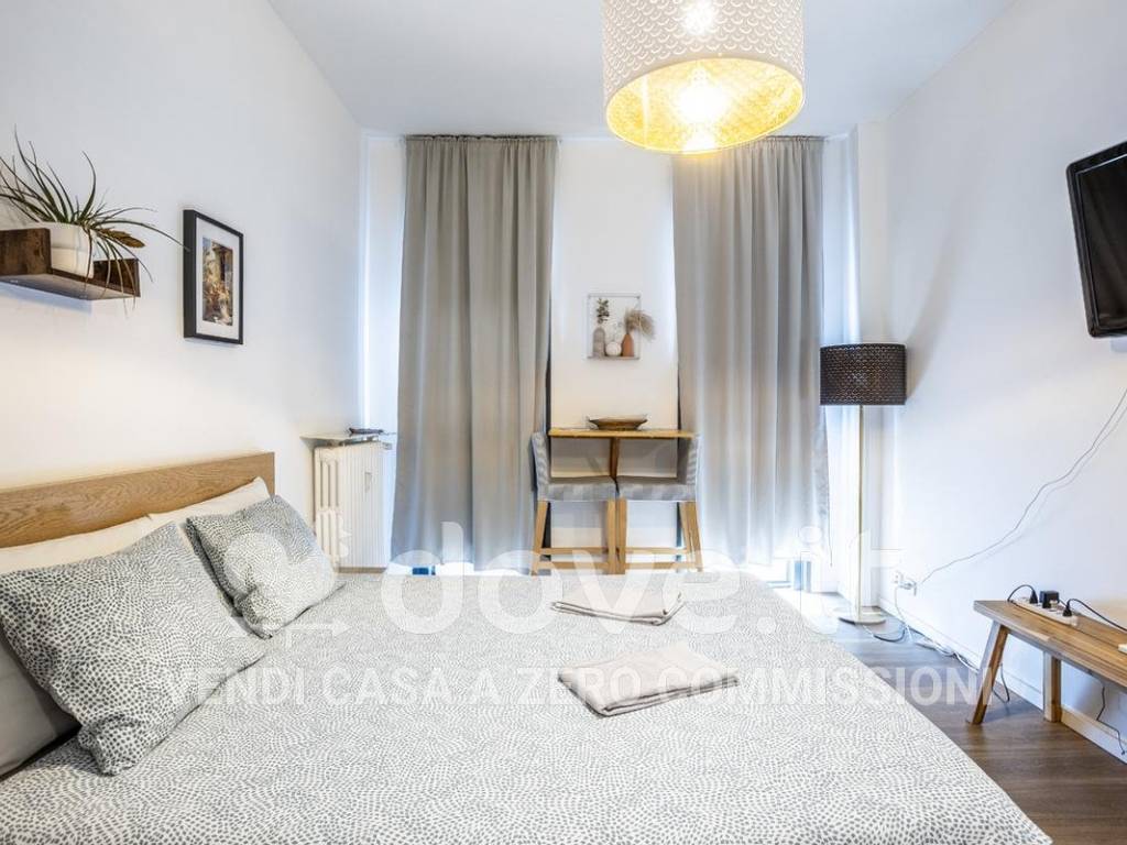 Appartamento a Luino in Viale Amendola, 38 - Foto 4