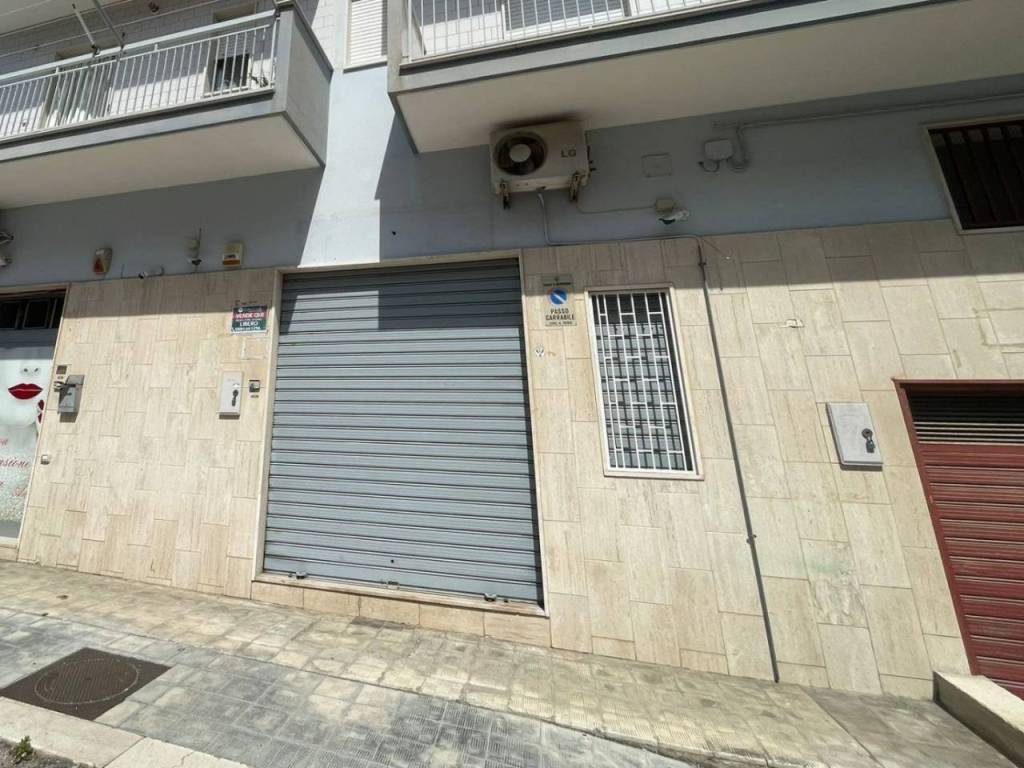 Appartamento a Manfredonia in Via Raffaele Basso, 3 - Foto 3