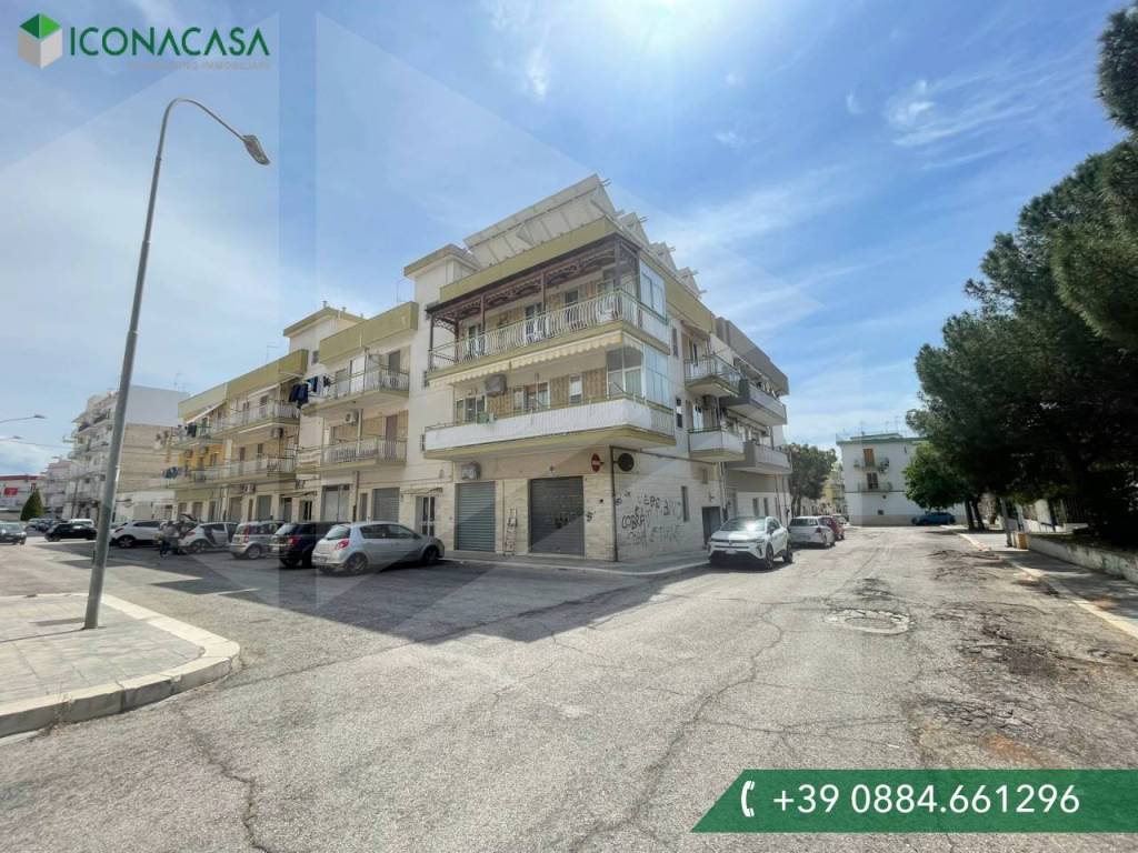 Appartamento a Manfredonia in Via Raffaele Basso, 3 - Foto 4