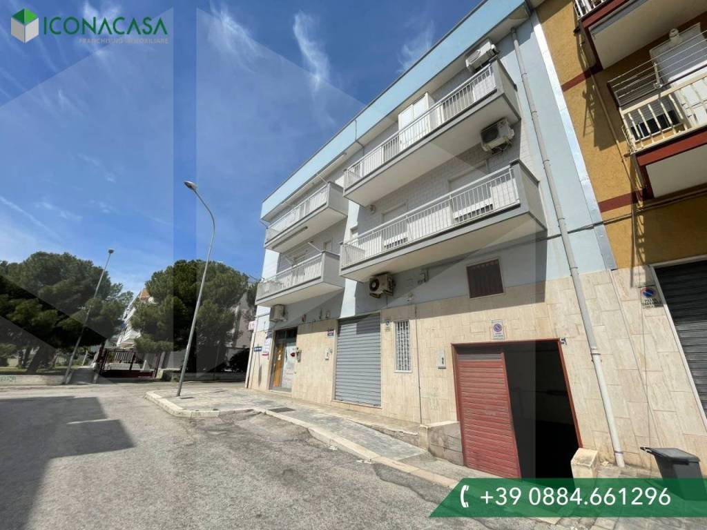 Appartamento a Manfredonia in Via Raffaele Basso, 3 - Foto 5