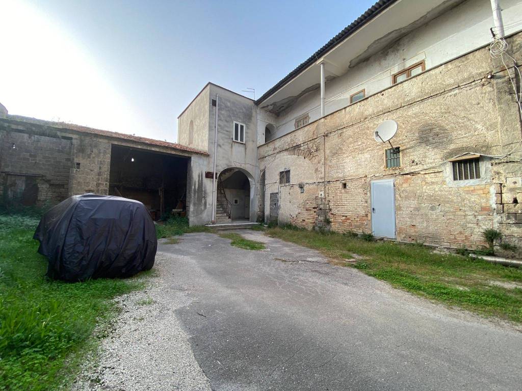 Casa indipendente a Casagiove in Via Luigi Castiello, 137 - Foto 3