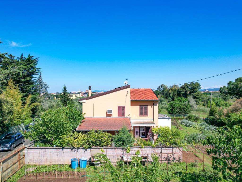 Villa a Cecina in Via Terra dei Ceci - Foto 5