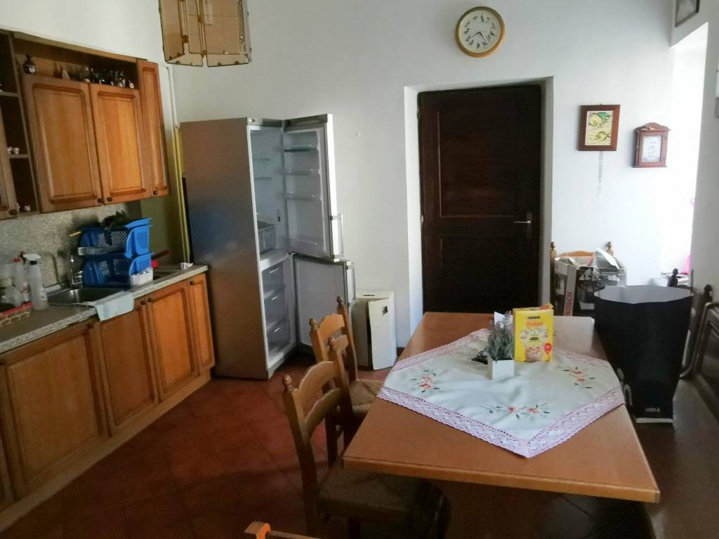Casa indipendente a Cuasso al monte in Via della Fonte, 9 - Foto 3