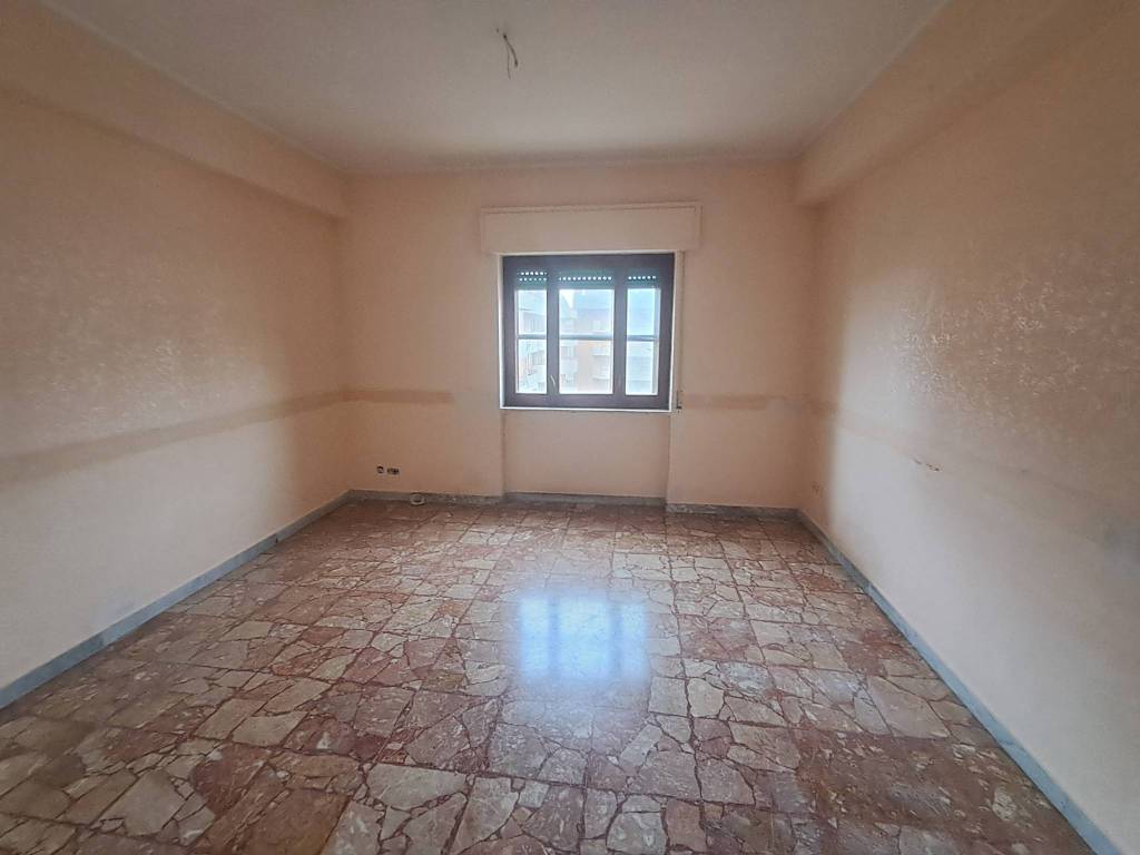 Appartamento a Catanzaro in Viale Vincenzo De Filippis - Foto 2