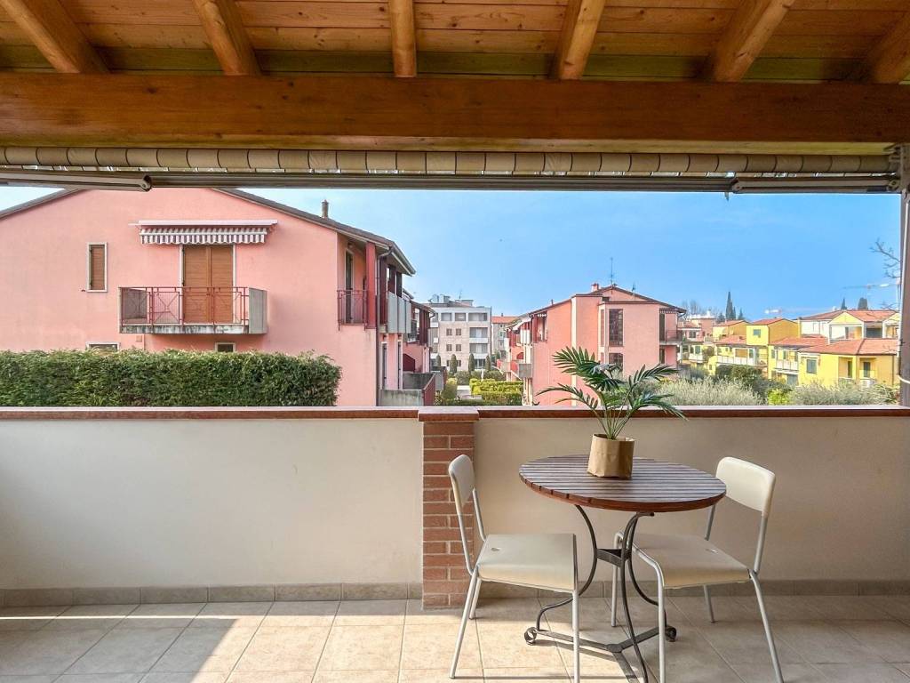 Appartamento a Bardolino in Via garsendino, 5 - Foto 3