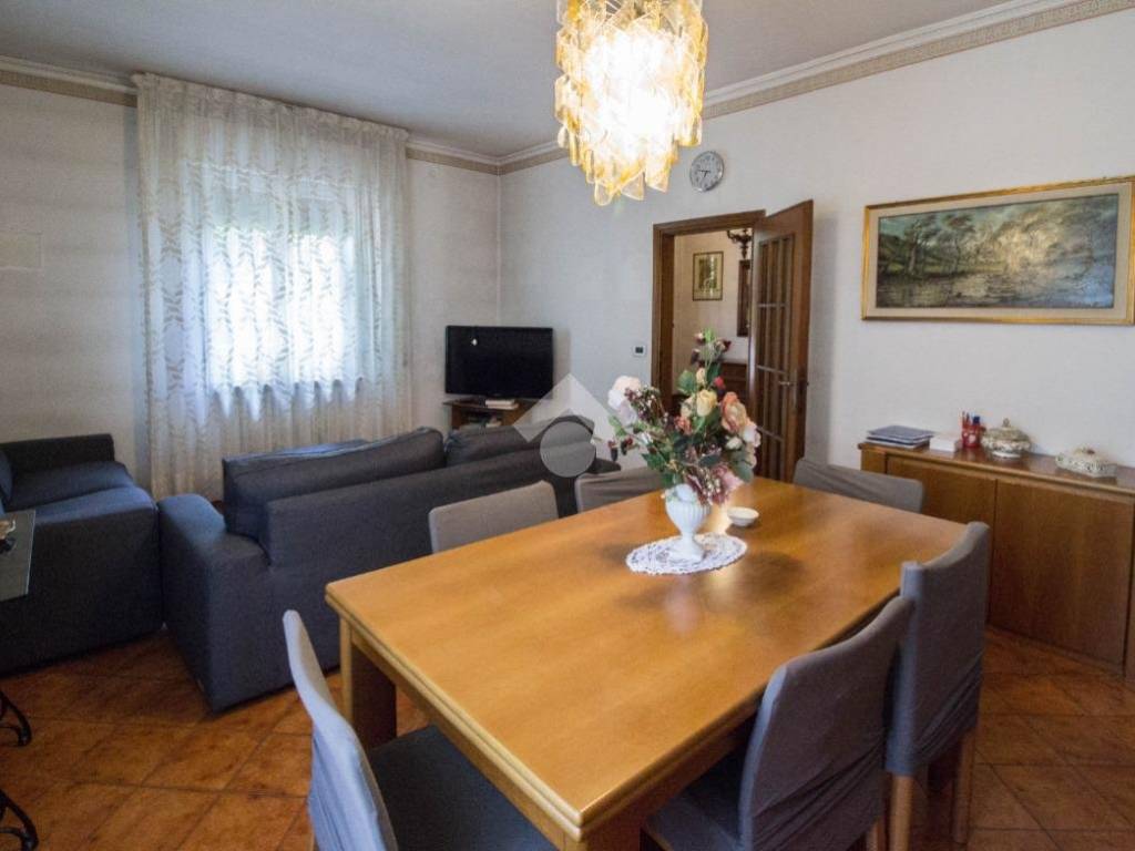 Casa indipendente a Carpi in via Flavio Gioia, 53 - Foto 2