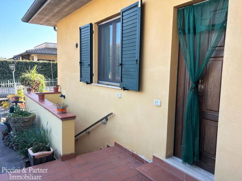 Appartamento a Castiglione del lago in Via Bagnolo - Foto 4
