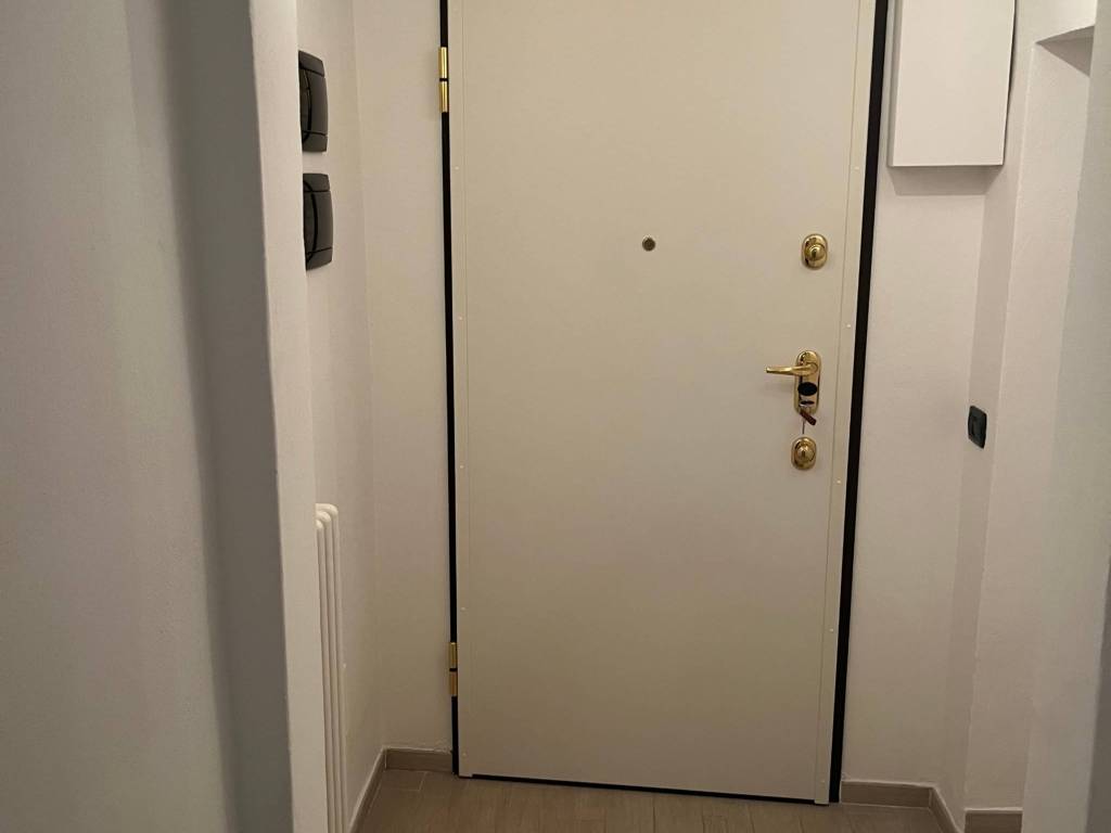 Appartamento a Moltrasio in Via Donegana - Foto 2