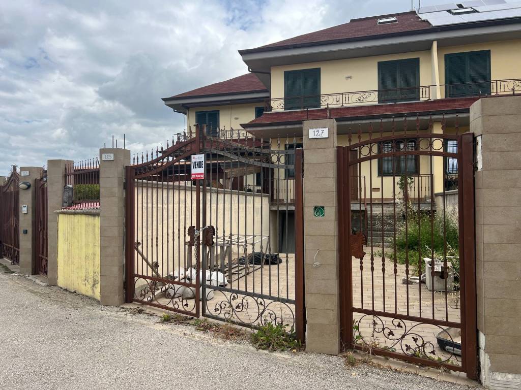 Villetta a schiera a Altavilla silentina in Via Saverio Pipino - Foto 3