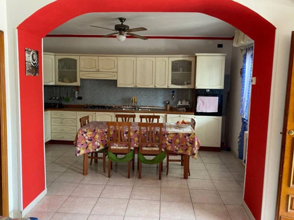 Casa indipendente a Roccamorice in Crognaleto - Foto 4