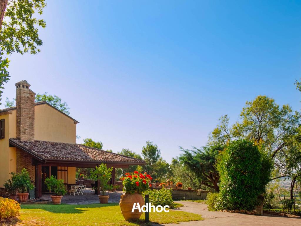 Villa a Fano in Località Monte Giove, 84 - Foto 2
