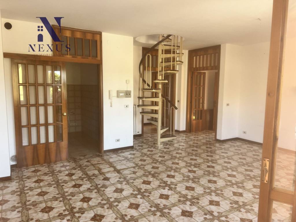 Appartamento a Trecastelli in Viale 1° Maggio - Foto 2