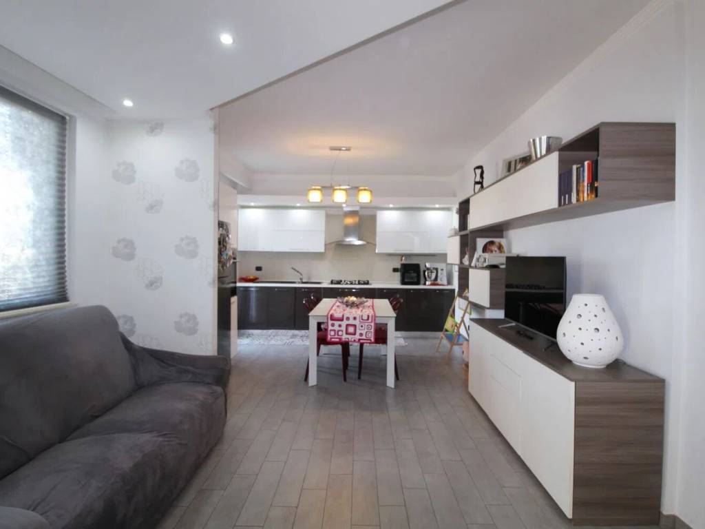 Appartamento a Palagiano in Via Eugenio Montale - Foto 2