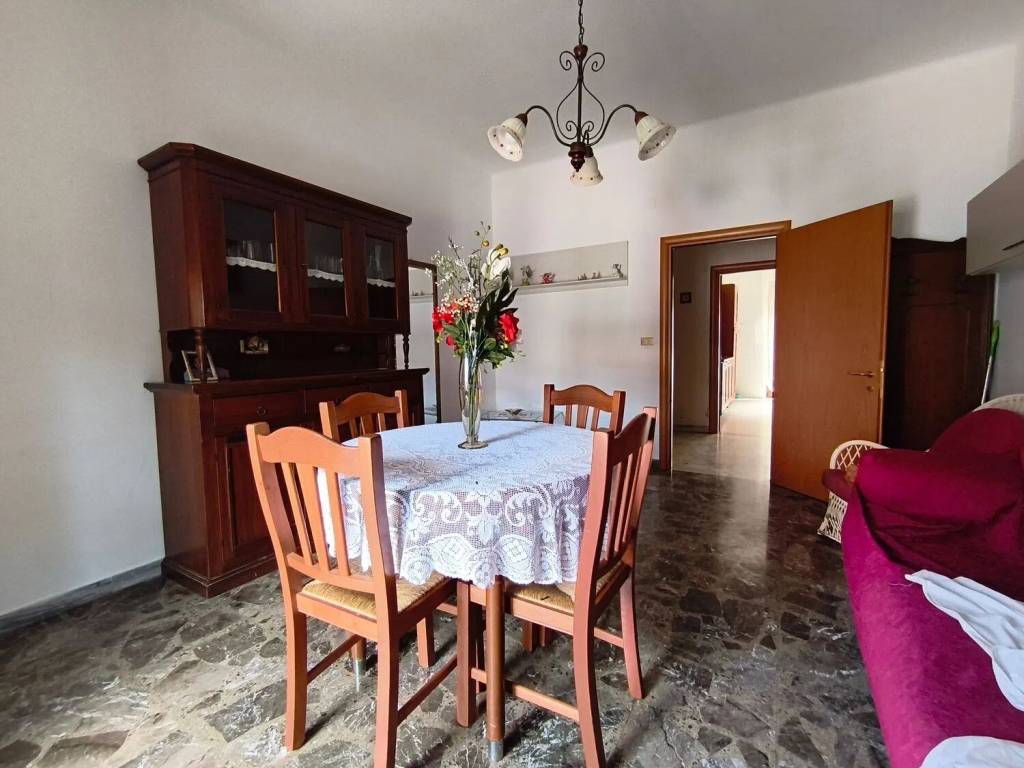 Appartamento a Palagiano in Viale Chiatona - Foto 3