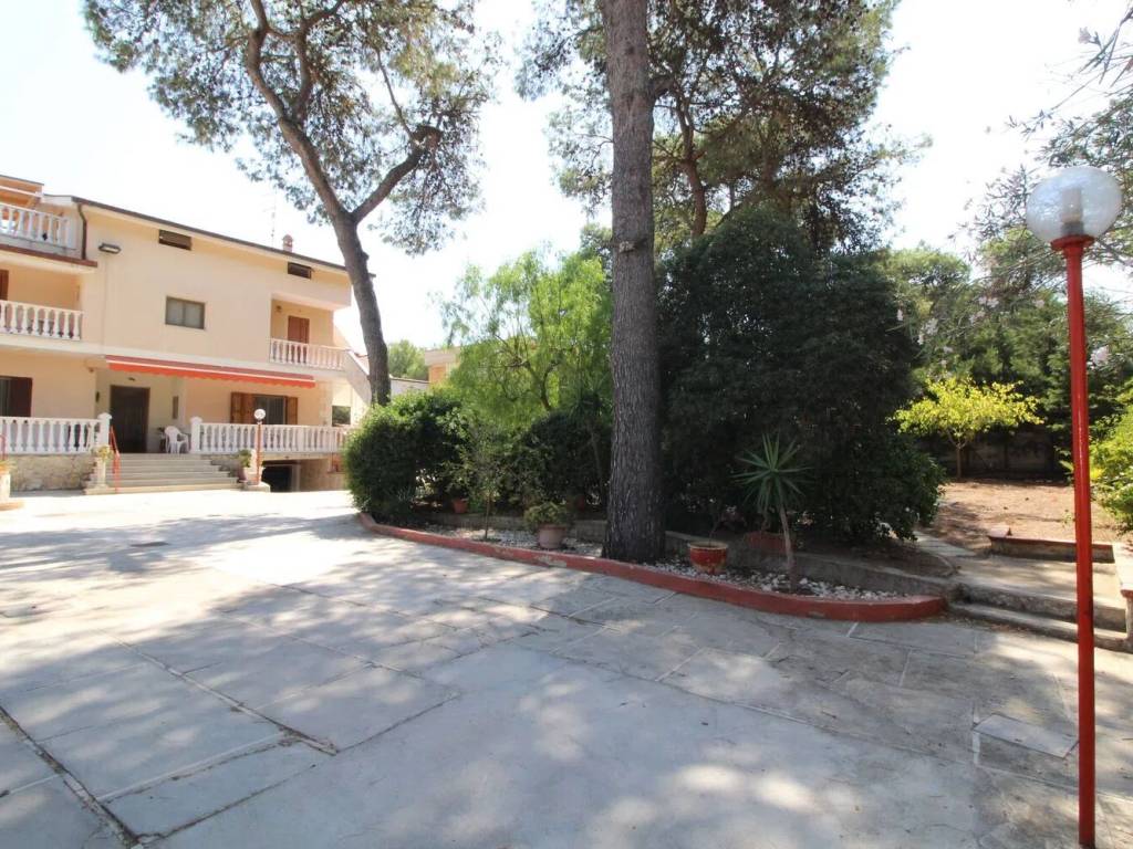 Villa a Massafra in Via Della Robinia - Foto 4