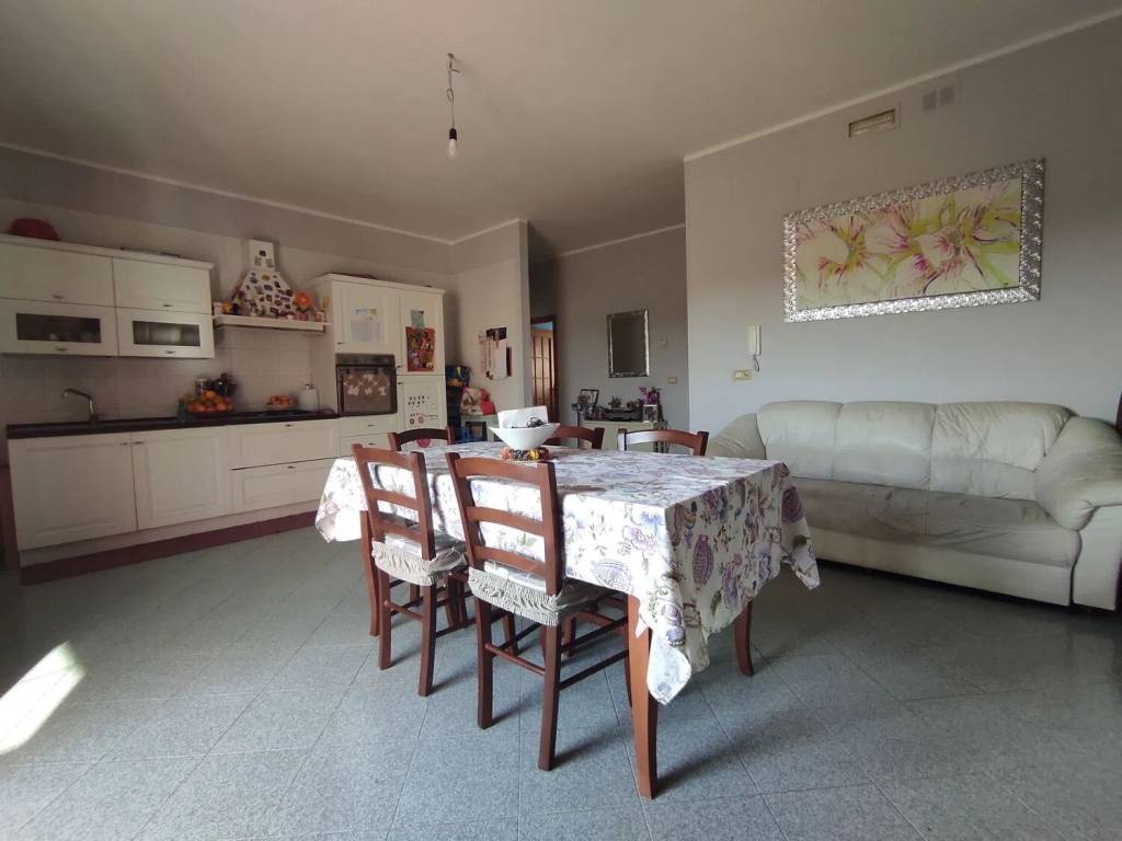 Appartamento a Palagiano in Via San Nicola - Foto 2