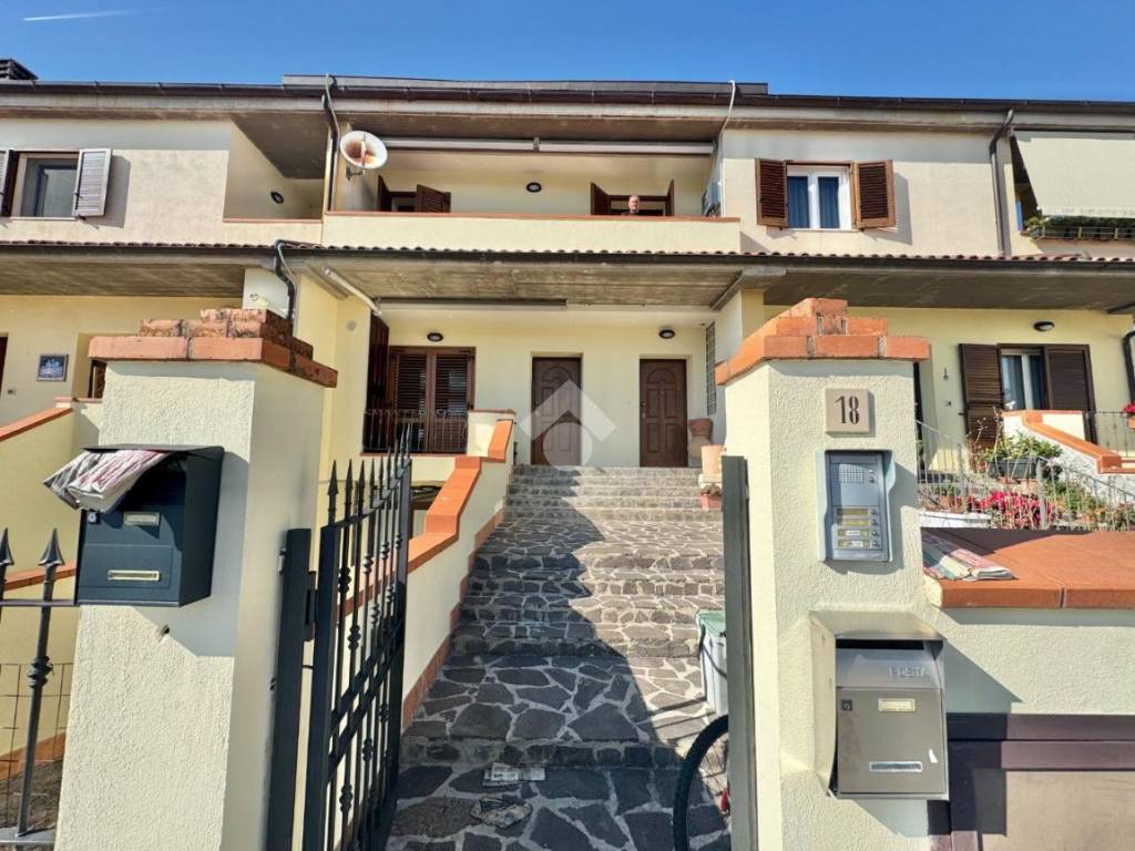 Appartamento a Assisi in Via Alessandro Fiumi, 18 - Foto 3