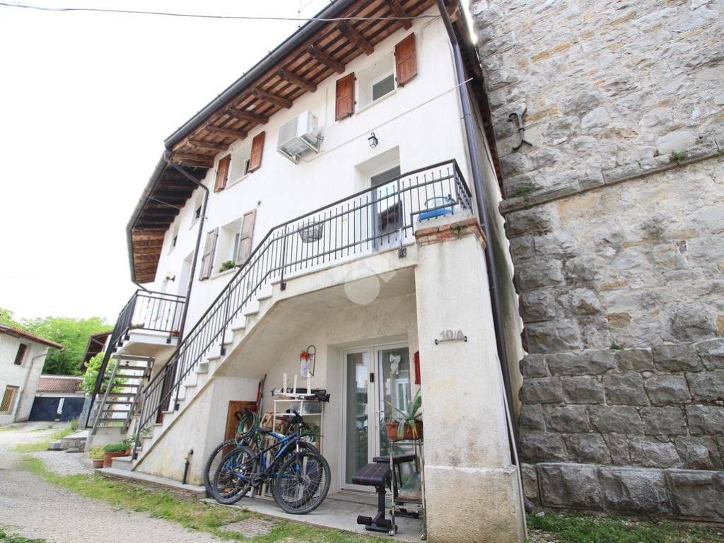 Casa indipendente a Torreano in VIA CIVIDALE, 10 - Foto 2