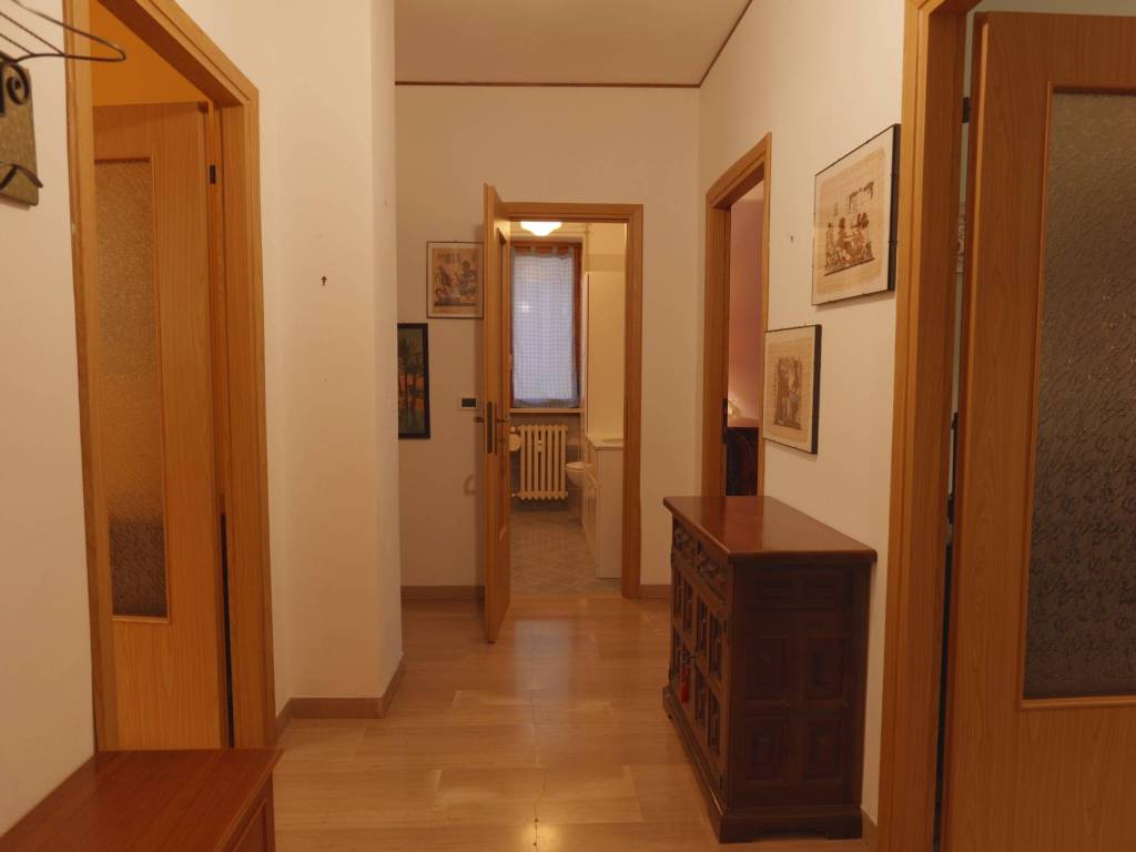 Appartamento a Biella in Via Oreste Mombello, 4 - Foto 3