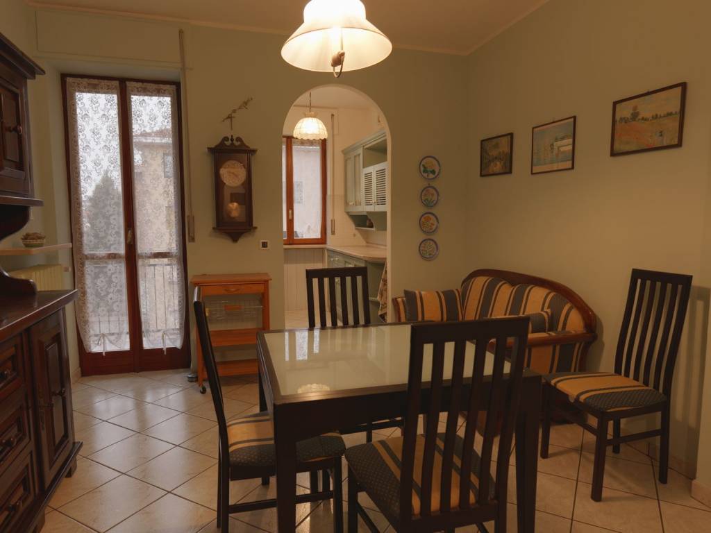 Appartamento a Biella in Via Oreste Mombello, 4 - Foto 5