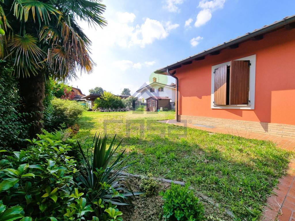 Villa a Casalpusterlengo in Via Rabin - Foto 2