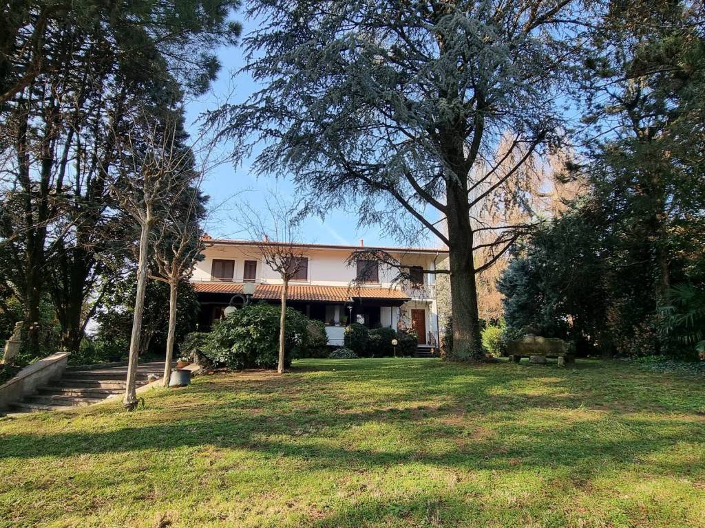 Villa a Casatenovo in Via Monteregio - Foto 2