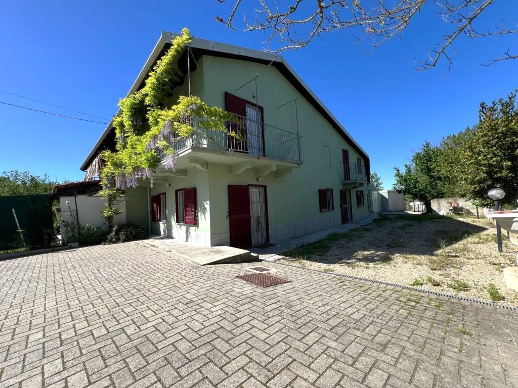 Villa a Canale in Via Santo Stefano Roero - Foto 3