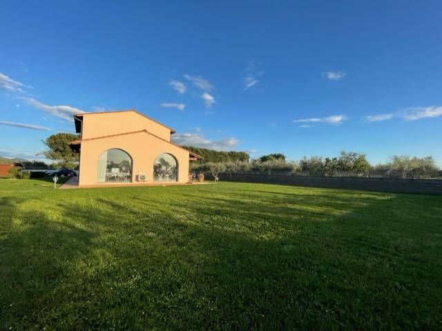 Villa a San giuliano terme in Via Giacomo Puccini - Foto 2