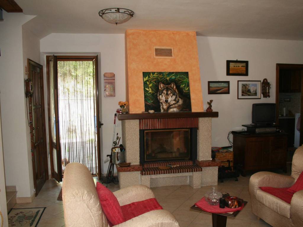 Casa indipendente a Sarnano - Foto 2
