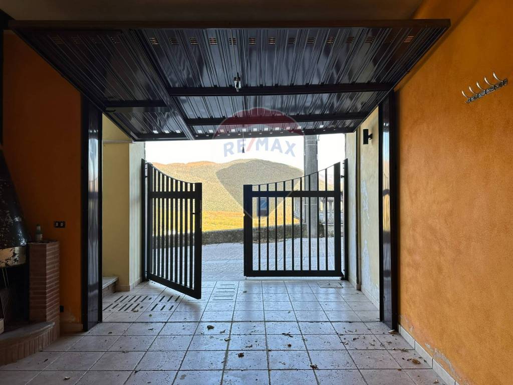 Casa indipendente a Montaquila in Via Scesa dei tigli, 1 - Foto 5