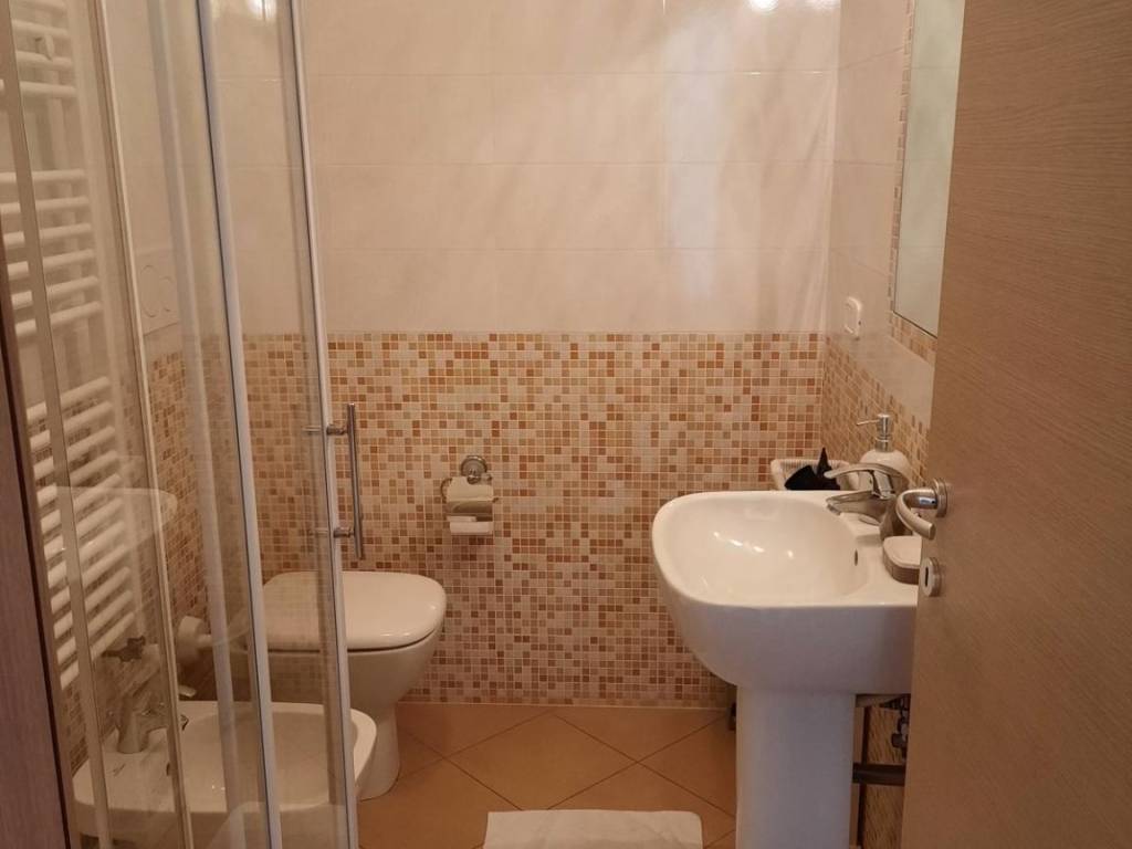 Appartamento a Ascoli piceno in Via Romana - Foto 5