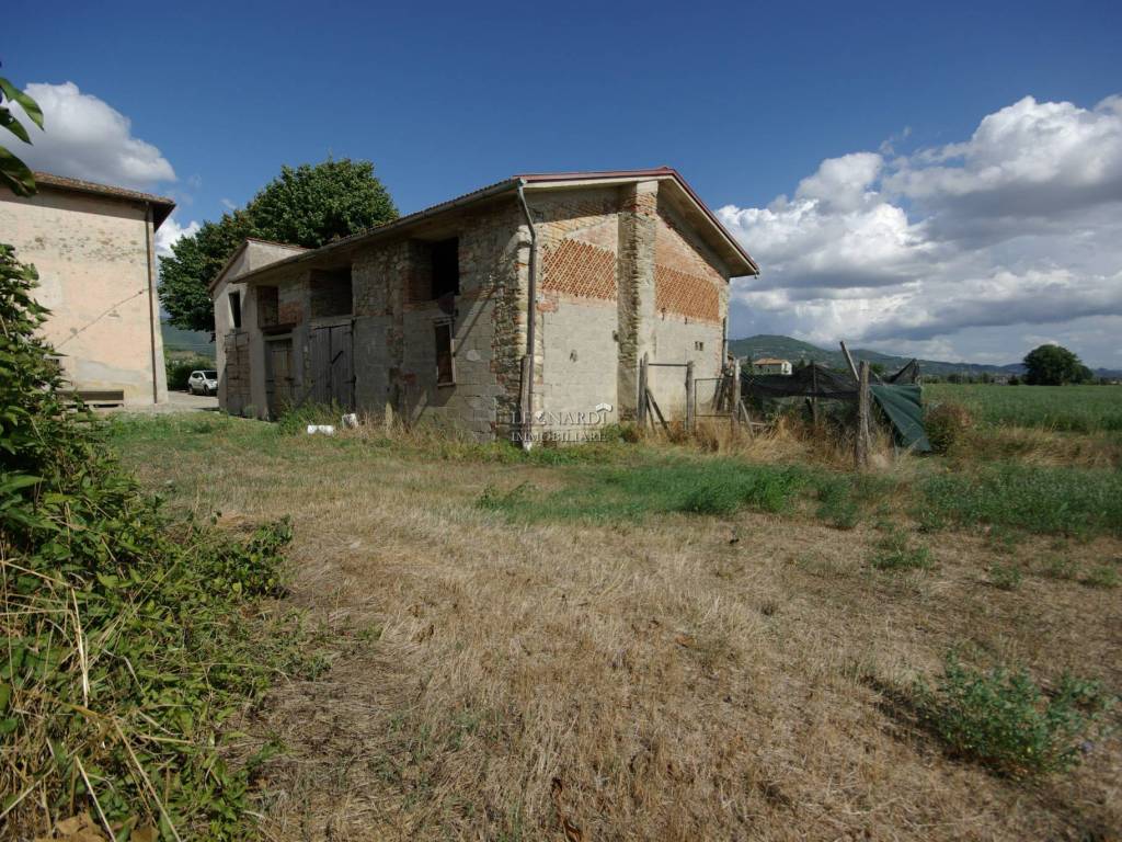 Rustico / casale a Sansepolcro in Strada Vicinale del Rio Secondo, 44 - Foto 3