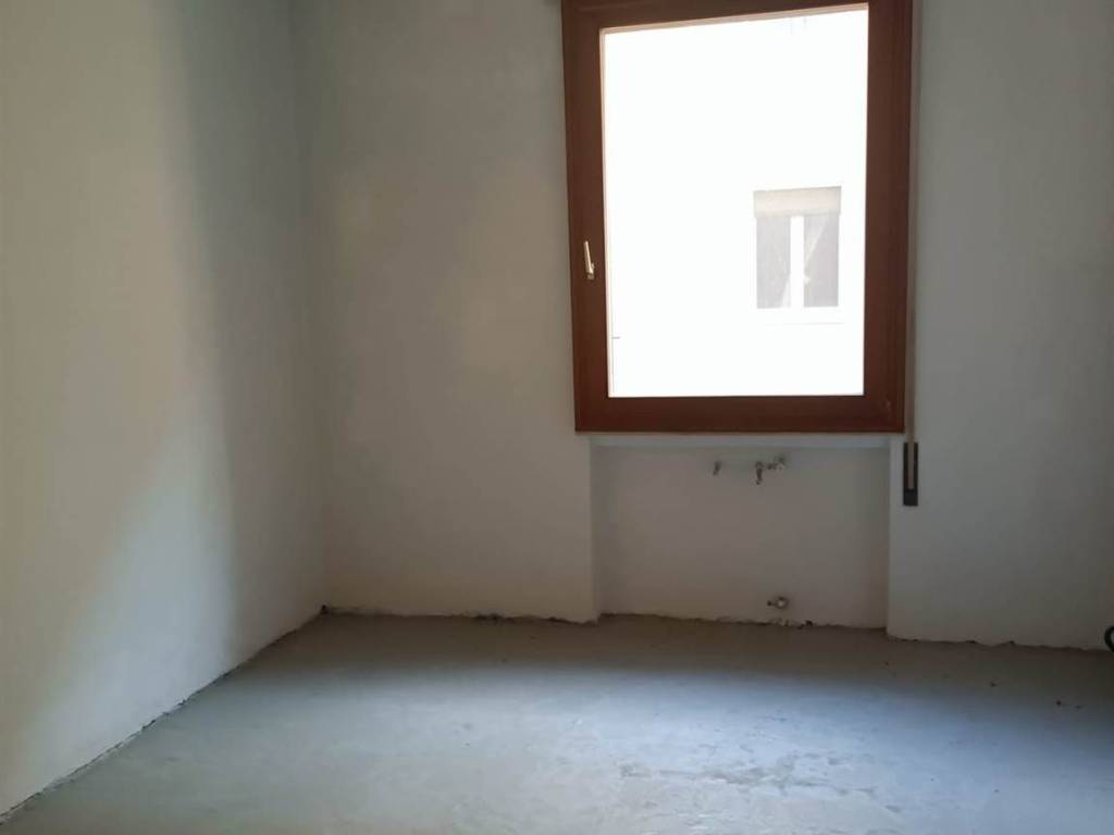 Appartamento a Mantova in VIA GRAZIOLI - Foto 3
