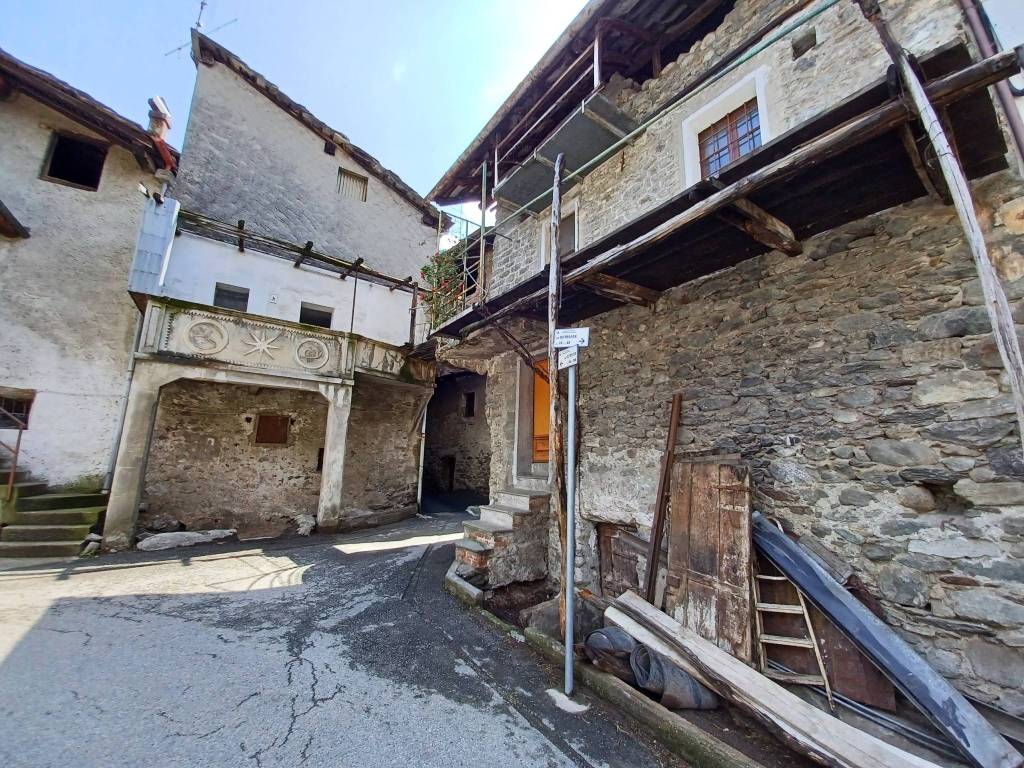 Casa indipendente a Donnas in Via Outrefer - Foto 2