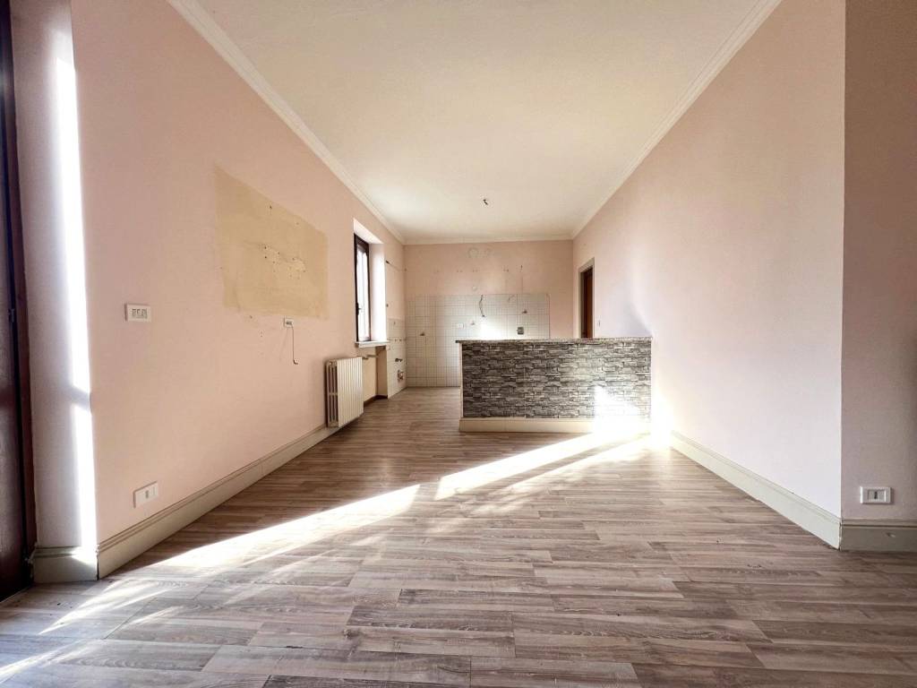 Villa a Vezza d'alba in Via 4 Novembre - Foto 5