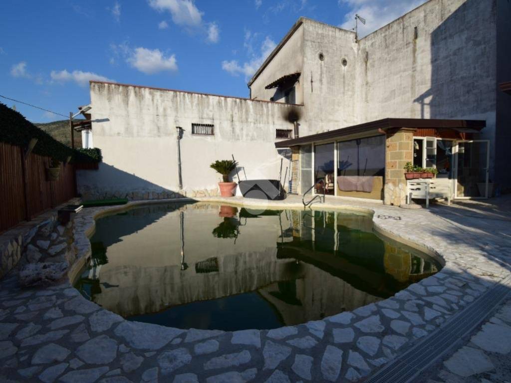 Casa indipendente a Sant'agata de' goti in C/da Cotugni - Foto 3