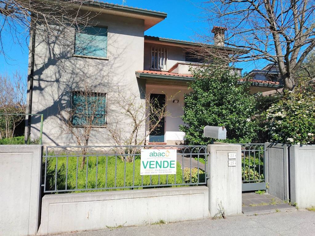 Villa a Russi in Via Giuseppe Ungaretti - Foto 2