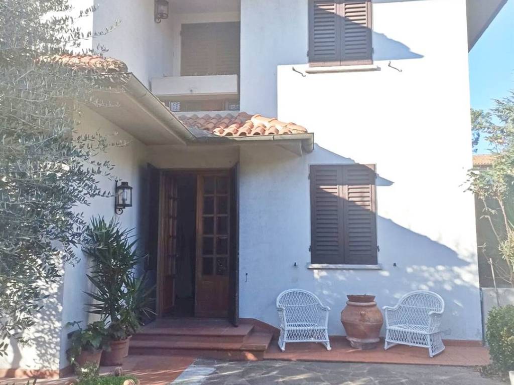Villa a Poggibonsi in Via Monte Bianco - Foto 4