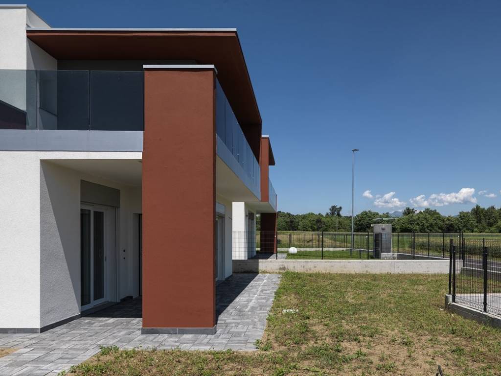 Villa a Oltrona di san mamette in Via Roma - Foto 2