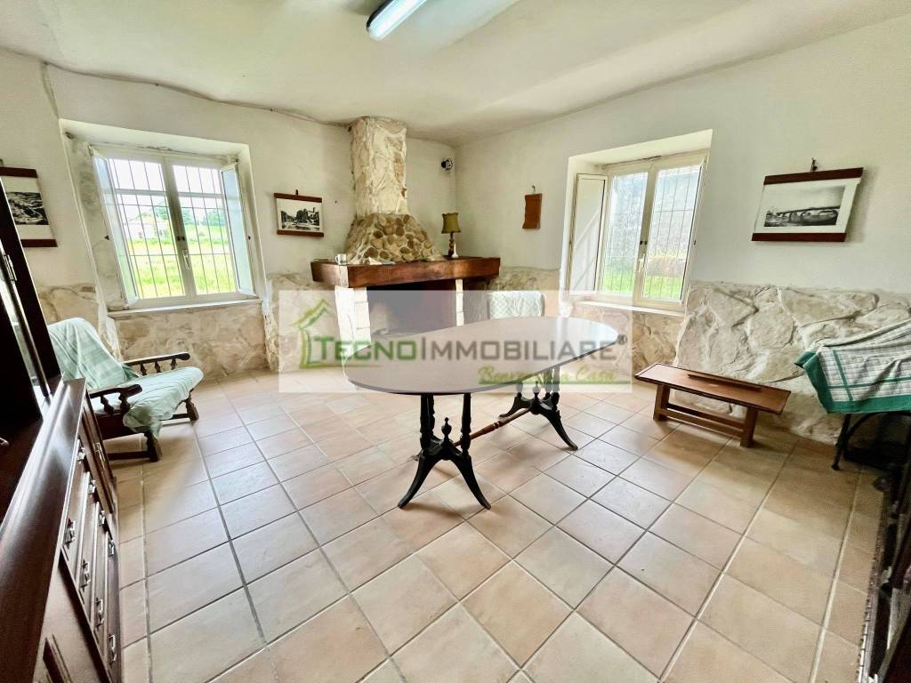 Villa a Pontecorvo in Contrada Ravano di Sotto - Foto 3